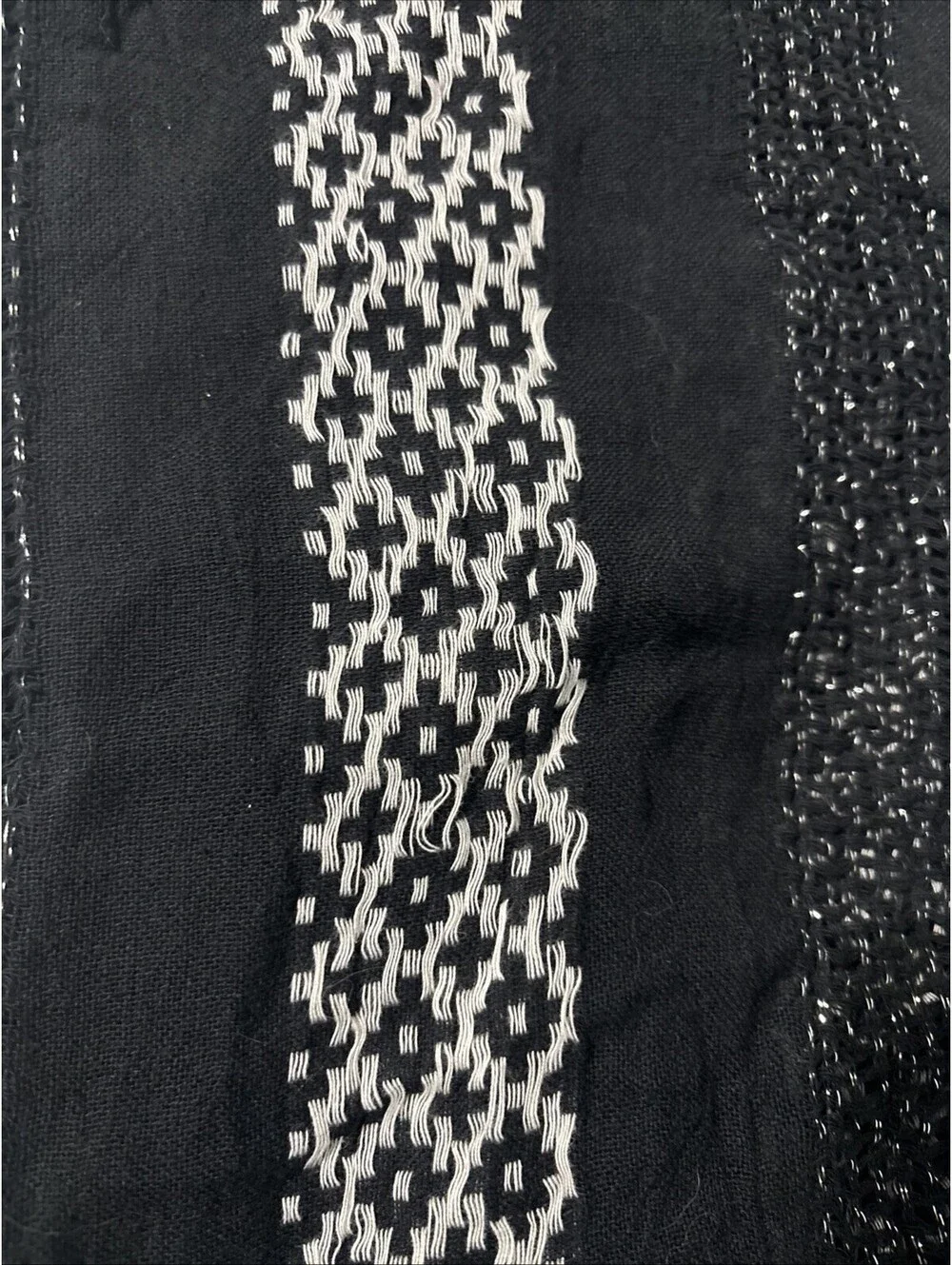 Steve Madden Black White And Silver Scarf